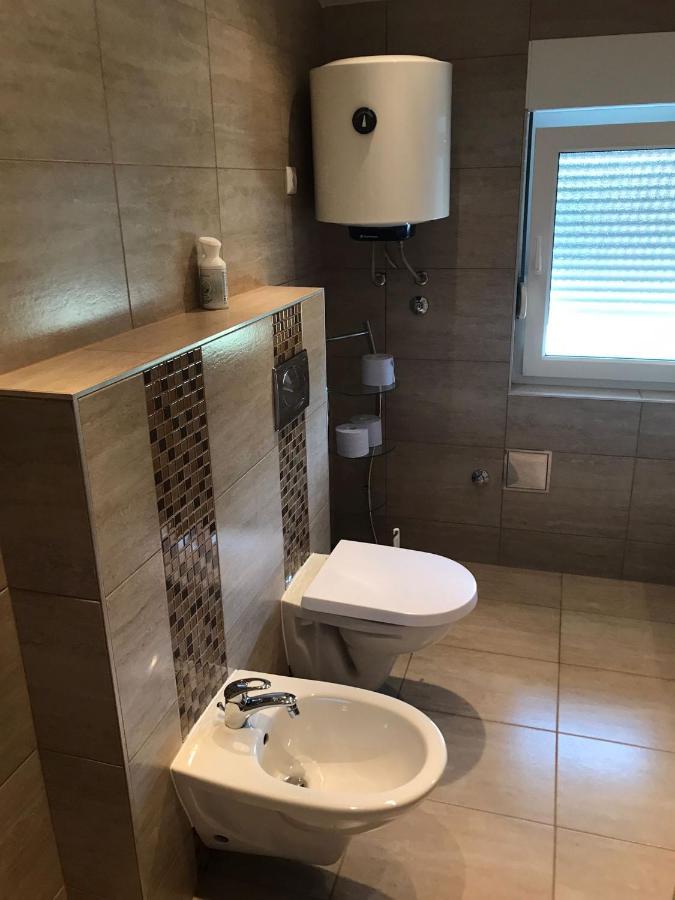 Apartments Ban Galižana Eksteriør bilde