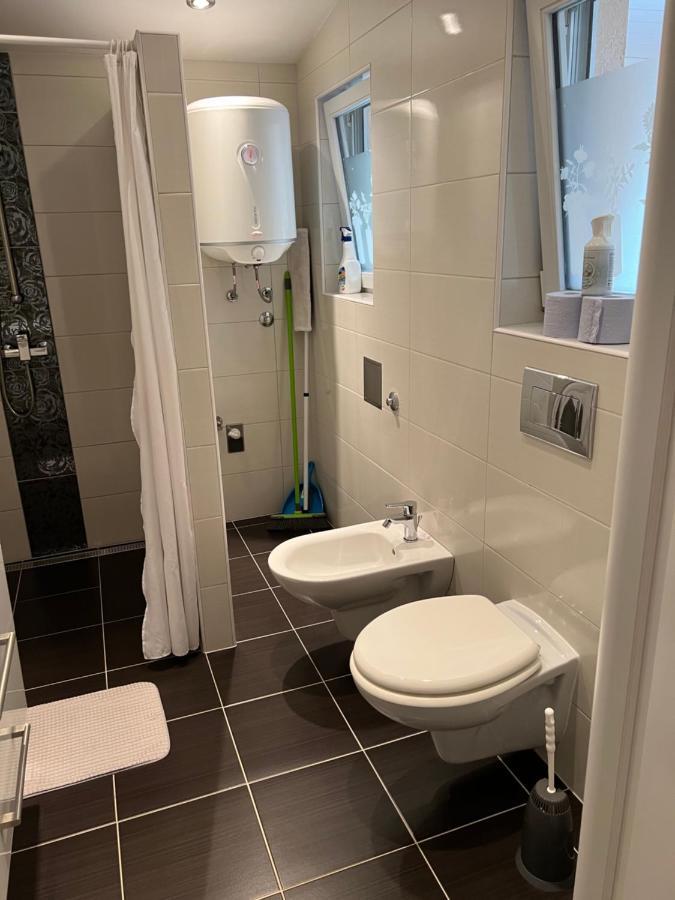 Apartments Ban Galižana Eksteriør bilde