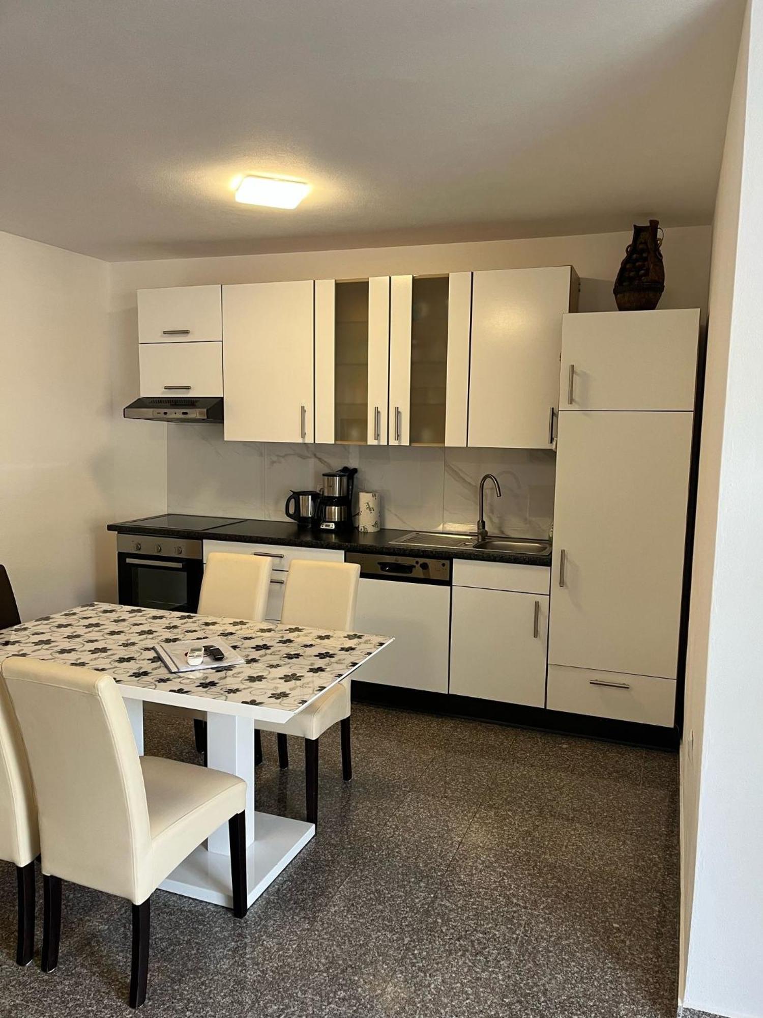 Apartments Ban Galižana Eksteriør bilde